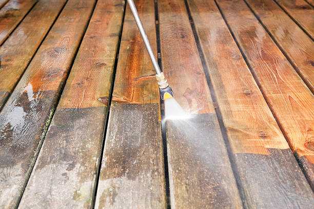 Best Best Pressure Washing Companies  in Osseo, WI